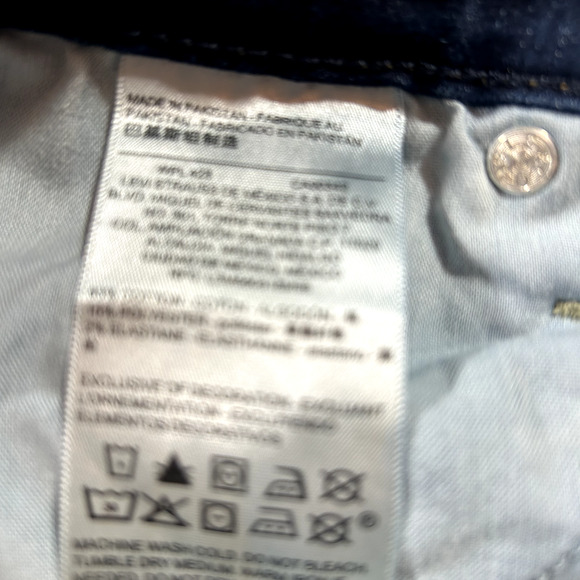 Signature by Levi's Modern Skinny Women's Size 26 Blue Denim Jeans 38x32 48x29 - Picture 5 of 6